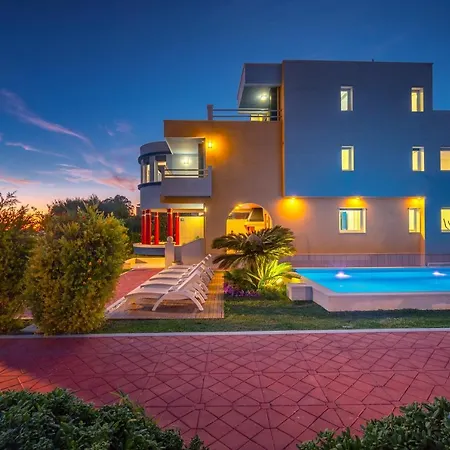 Palmina Villa *